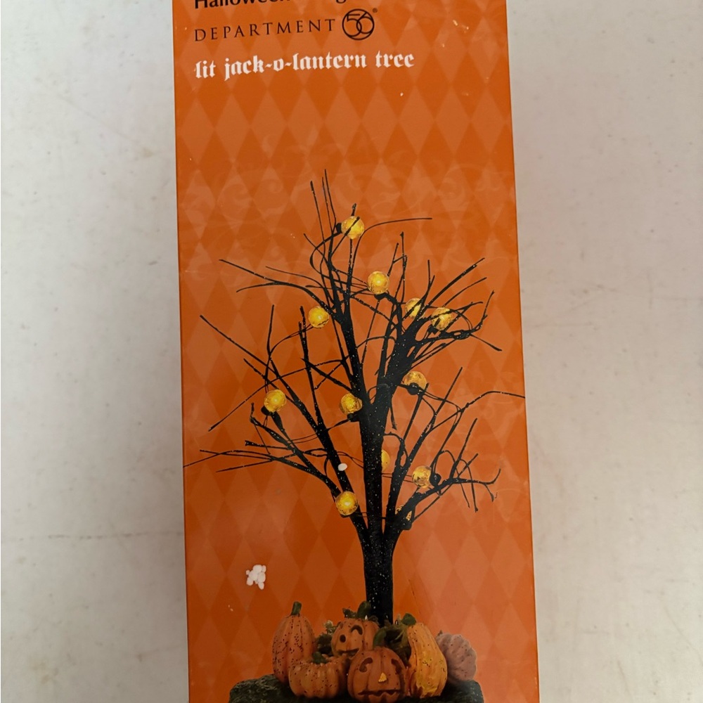 Halloween Lit Jack-O-Lantern Tree